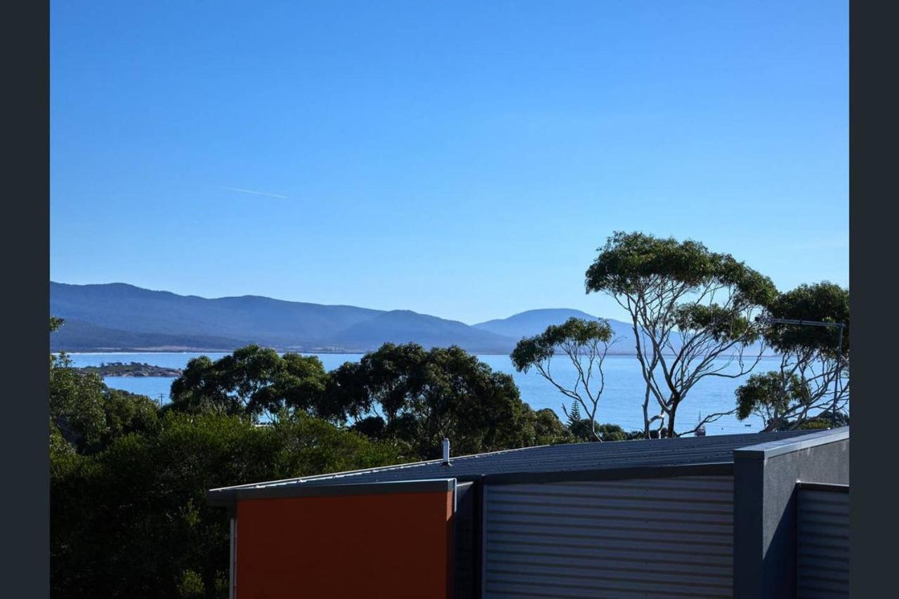 Bicheno Views On Douglas Exterior photo